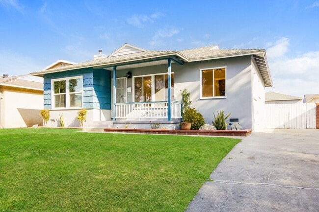 **LAKEWOOD HOME** THREE BEDROOMS-ONE BATH** $3950.00 - **LAKEWOOD HOME** THREE BEDROOMS-ONE BATH** $3950.00