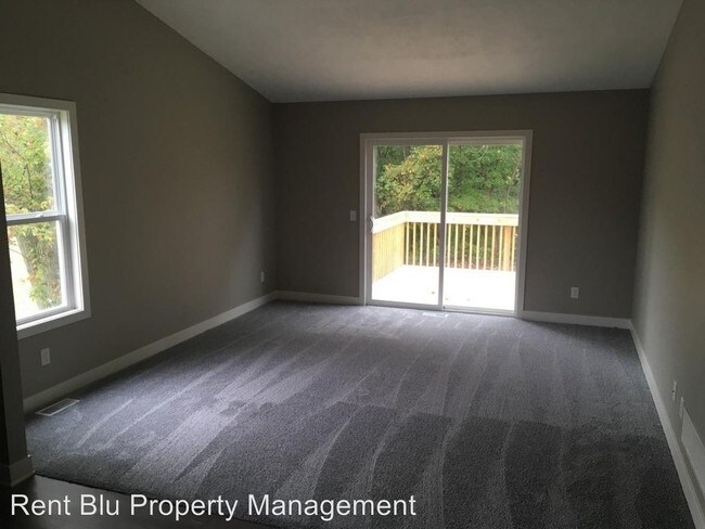 Foto del edificio - 565-567 Butternut Dr