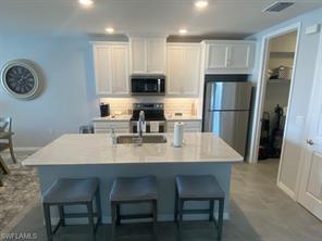 Building Photo - 14618 Edgewater Cir