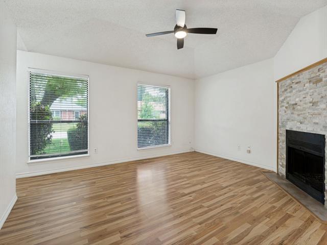 Building Photo - 3006 Post Oak Dr