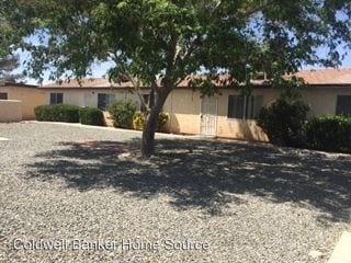 Foto principal - 16201 Cahuenga Rd