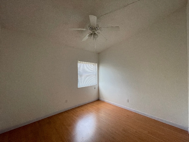 Building Photo - 4316 La Mora Ct