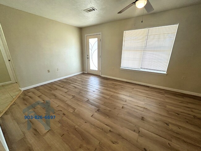 Foto del edificio - 307 Ward St