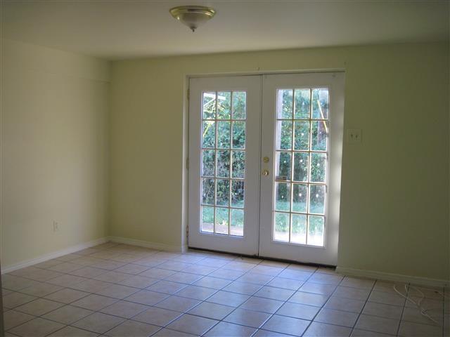 Walkout Basement - 220 Crosswinds Drive
