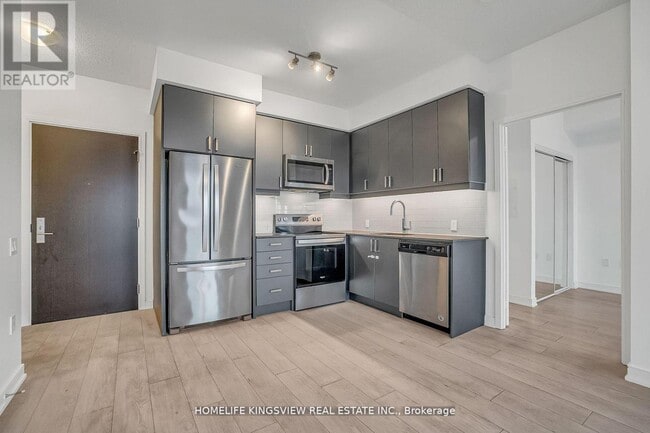 Building Photo - 8 Nahani Way