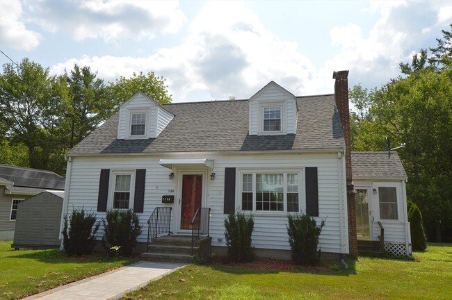 Building Photo - 1188 Main St