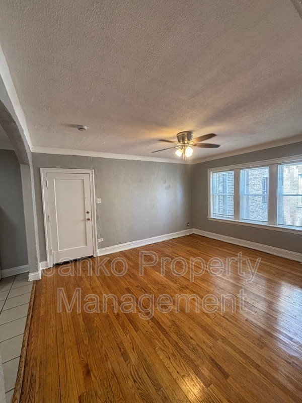 Building Photo - 9453 S Loomis St