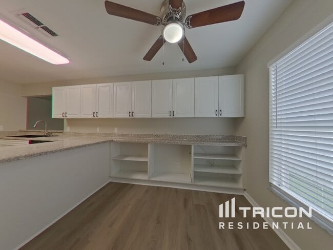 Building Photo - 13613 Fawn Ridge Blvd