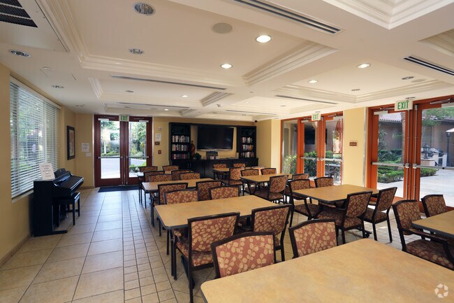 Casa club - Cantabria Senior Apartments