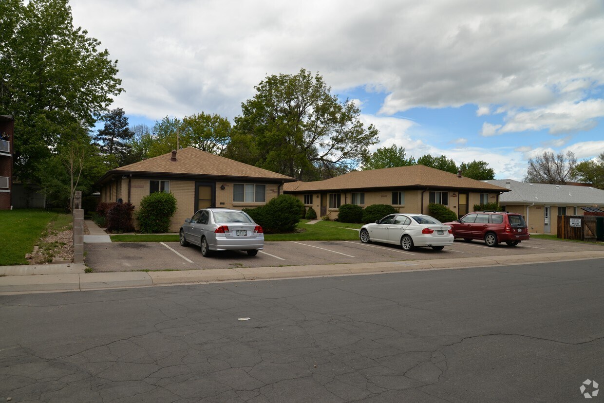Primary Photo - Eaton Apartments