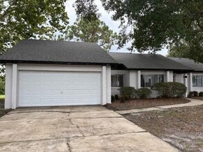 Building Photo - 504 Eagle Cir