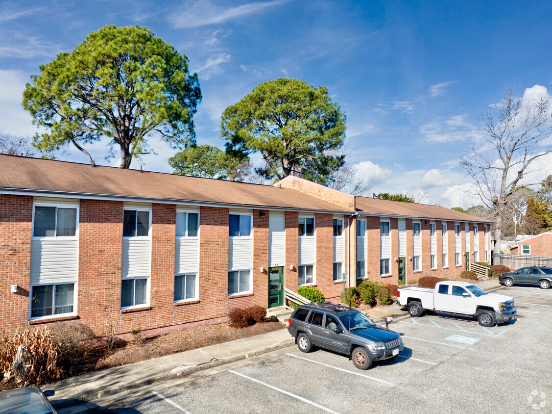 Monterey Apartments Apartments in Hampton, VA