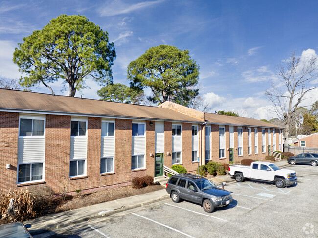 Foto del edificio - Monterey Apartments