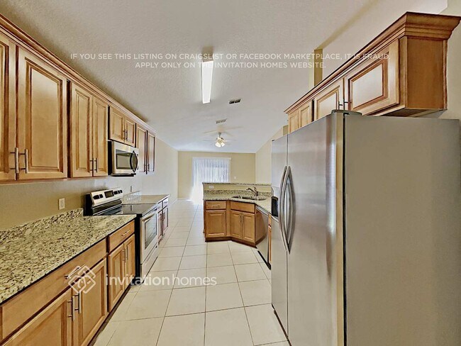 Building Photo - 308 Thomasdale Ave