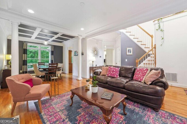 Foto del edificio - 2347 Thomas Rd NW