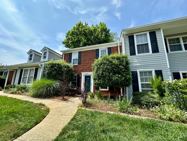 Building Photo - 8312 Chippenham Ln