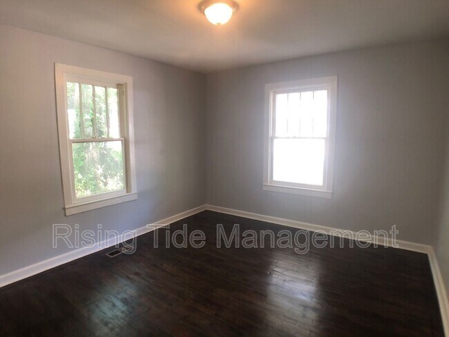 Foto del edificio - 3716 42nd St N