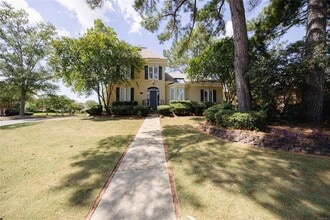 Building Photo - 9411 Dunleith