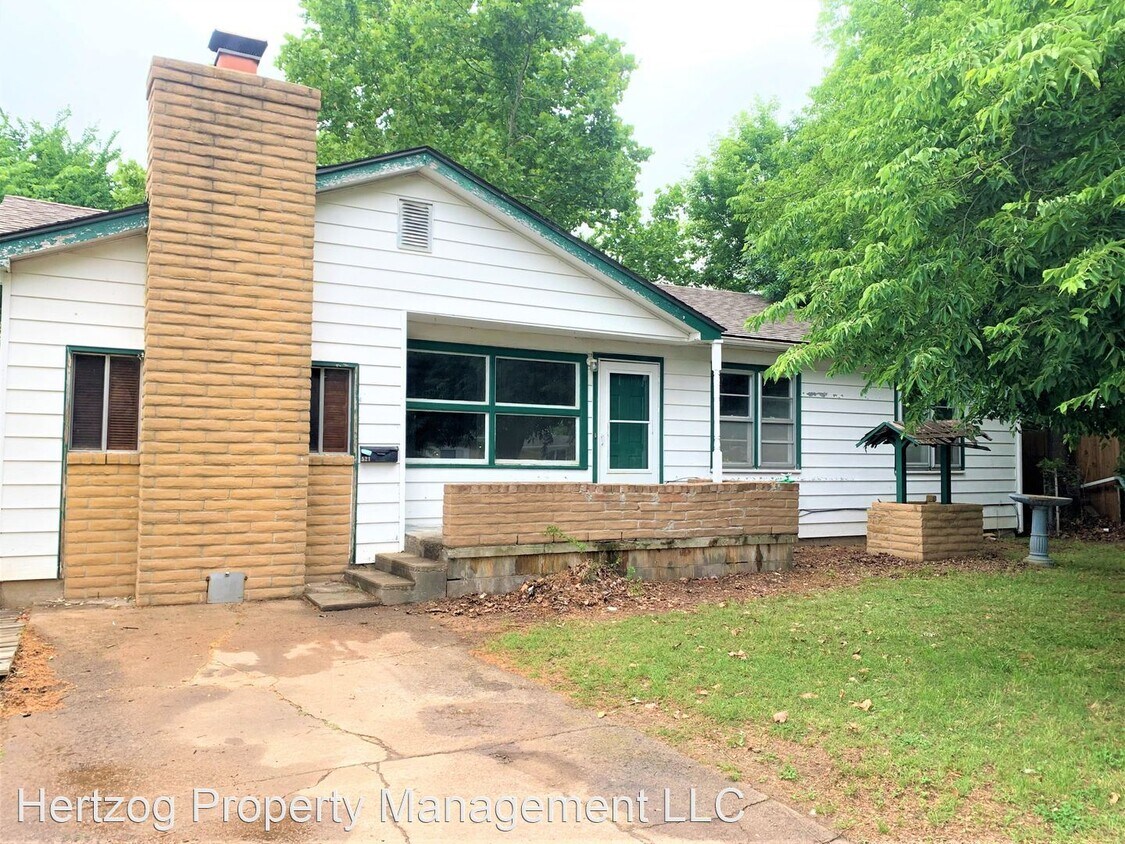 3 Br 1 Bath House 521 Foster House For Rent In Ponca City Ok Apartments Com