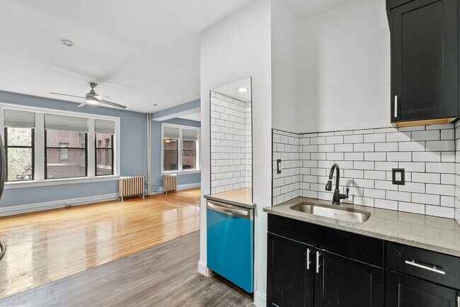 Building Photo - 275 Harrison Ave