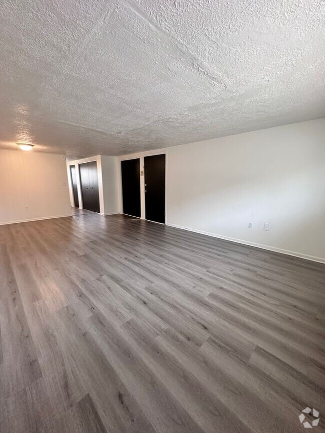 Building Photo - 460 Market St