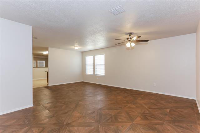 Building Photo - 2109 Doecrest Dr