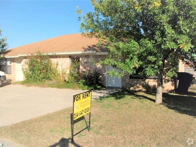 Building Photo - 306 Horseshoe Dr
