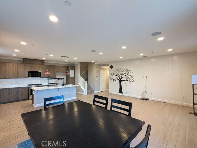 Building Photo - 3290 E Yountville Dr