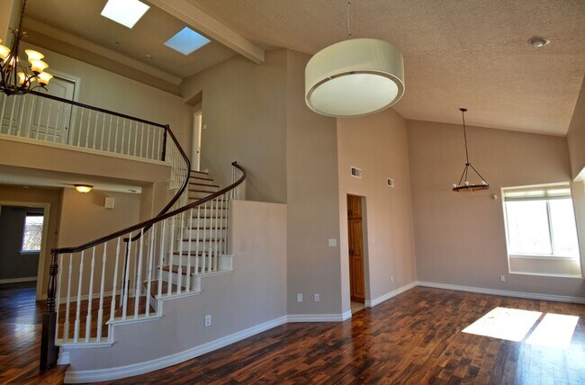 Foto del edificio - NE Heights Home