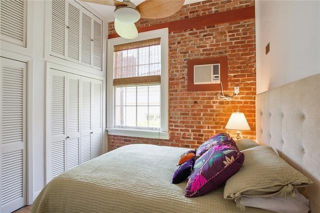 Foto del edificio - 1119 Chartres St