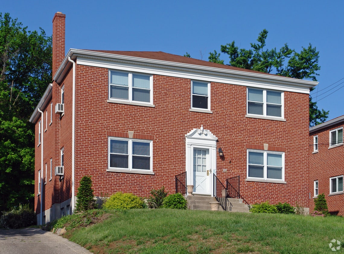 11 Requardt Ln, Fort Mitchell, KY 41017 Apartments in Fort Mitchell