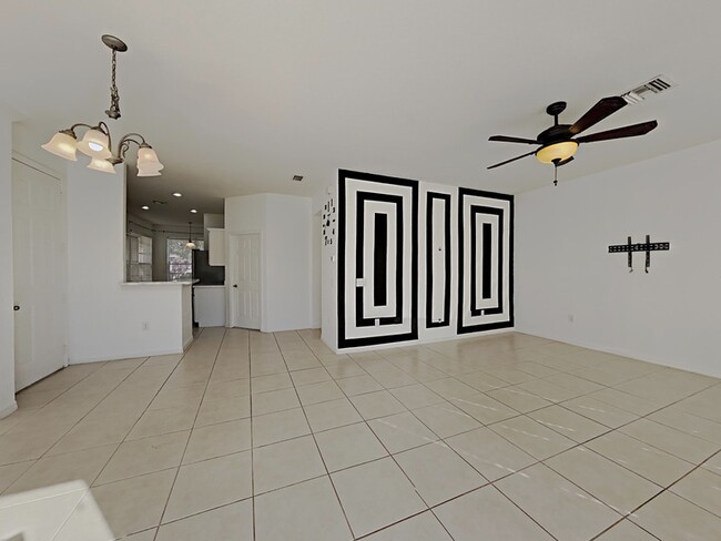 Building Photo - 4935 Poolside Dr