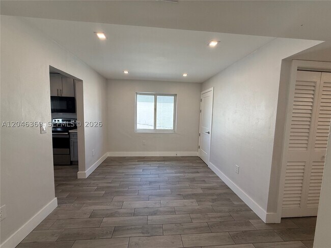 Foto del edificio - 837 SE 12th 837
