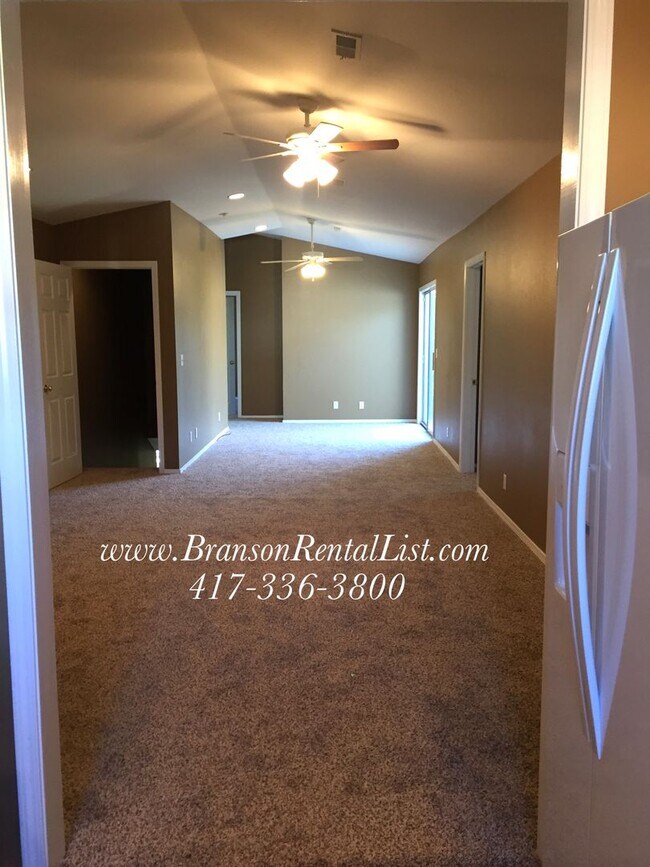 Foto del edificio - 270 Deer Run Rd