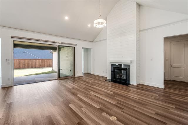 Foto del edificio - 8813 Creekhollow Ct