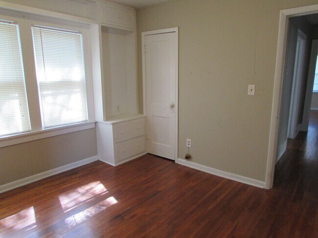 Foto del edificio - Charming home and It's close to TU, Cherry Street and downtown.