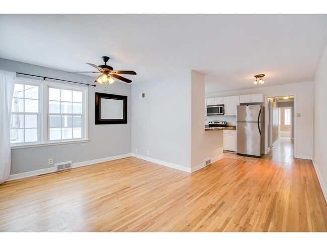 Building Photo - 3964 Xenwood Ave S