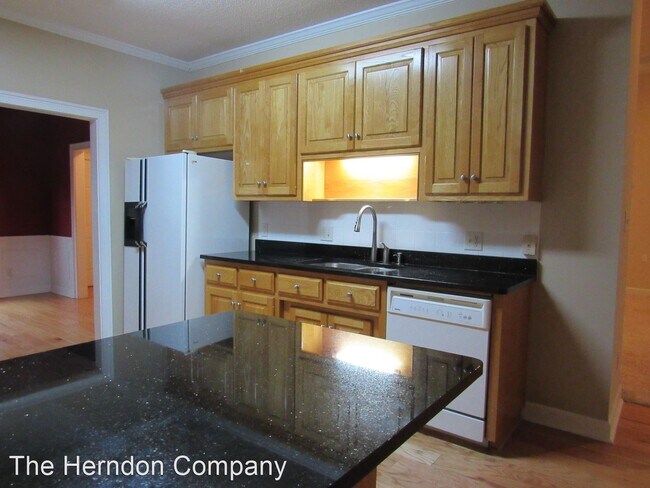 Building Photo - 4 br, 2 bath House - 3548 Victoria Drive