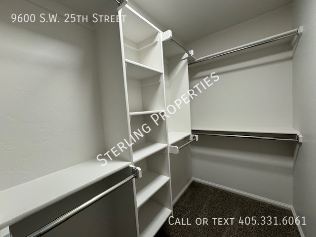Building Photo - 9600 SW 25th St