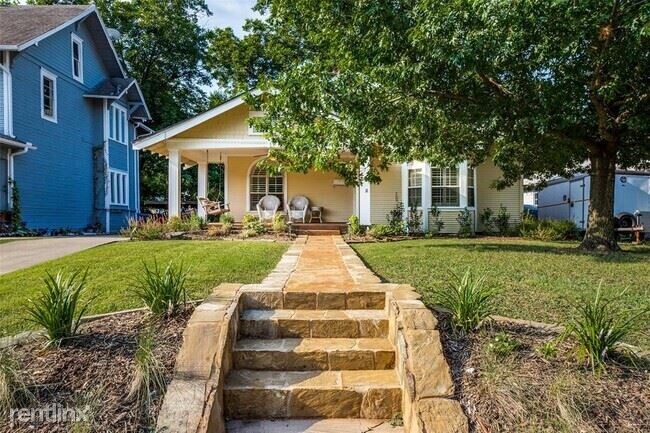 Building Photo - 4 br, 2 bath House - 5818 Richmond Ave