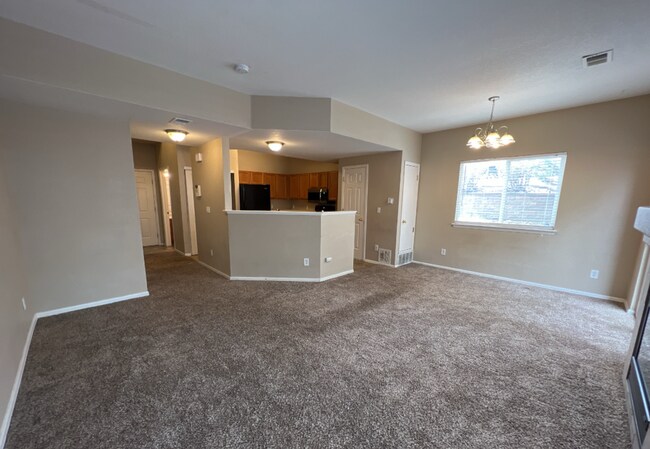 Building Photo - Spacious 3 Bed, 2.5 Bath Condo in Thornton!