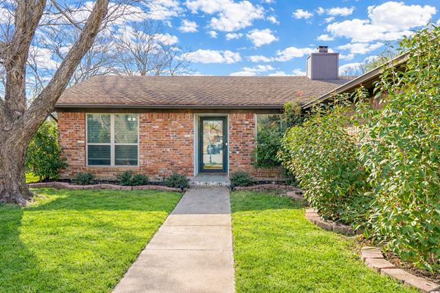 Foto del edificio - 2413 Meadow Ct