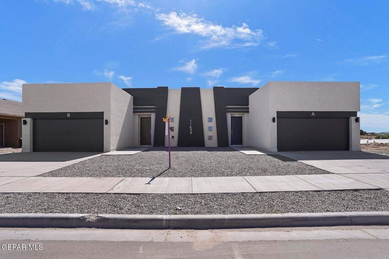 Foto principal - 11492 Summer Dr