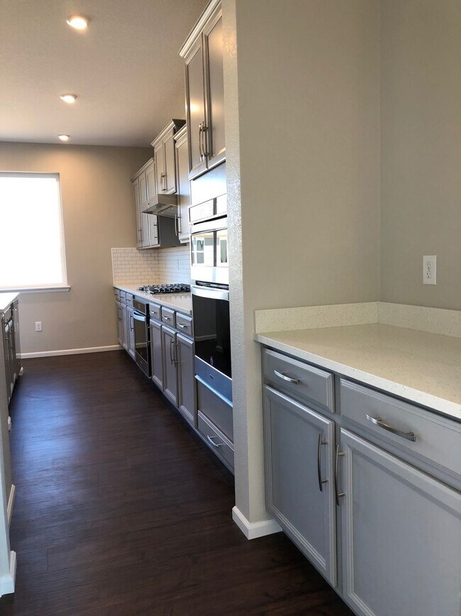 Building Photo - 2018 Meritage Home for Rent in Vista Highl...