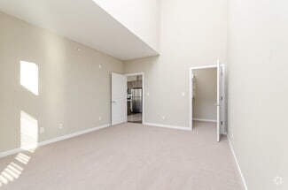 Building Photo - 2100 Haddonfield Rd