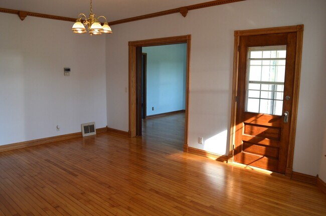 Foto del edificio - 7485 County Road K