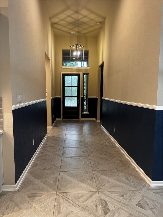 Building Photo - 4594 Silver Moon Dr