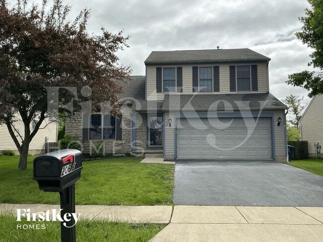 Building Photo - 2066 Santuomo Ave