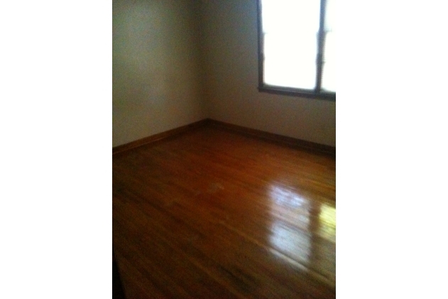 Foto del edificio - 1145 Sloan Ave
