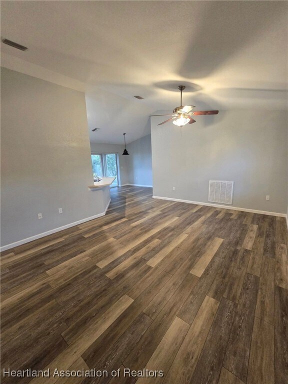 Building Photo - 1419 Prospect Dr